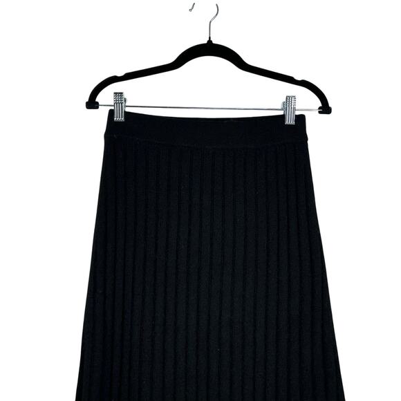 EUC Quince Women’s Mongolian Cashmere Midi Skirt Pull On Black Ribbed M 4453 - Picture 8 of 9